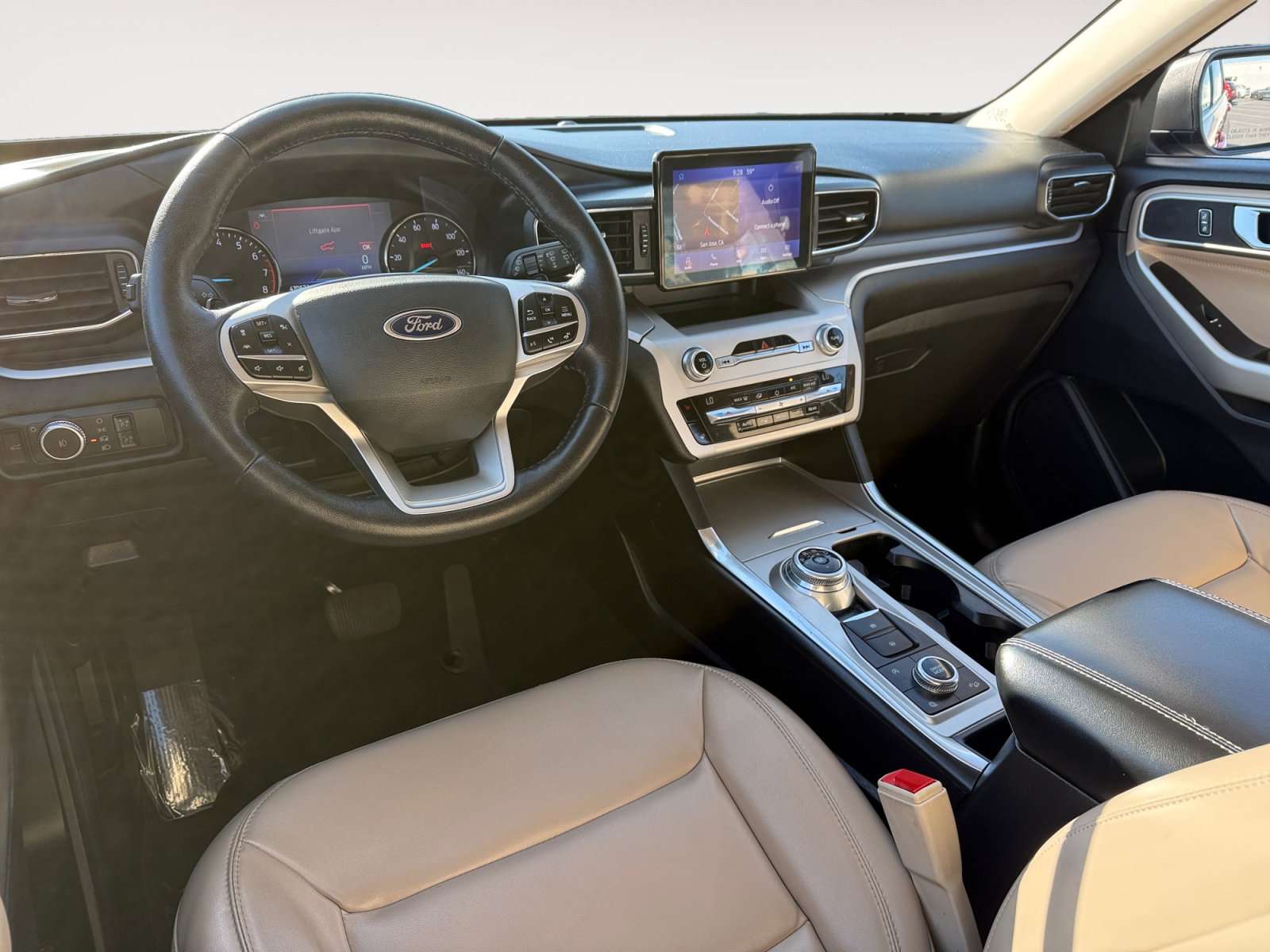 Certified 2021 Ford Explorer XLT w/ Equipment Group 202A image 15