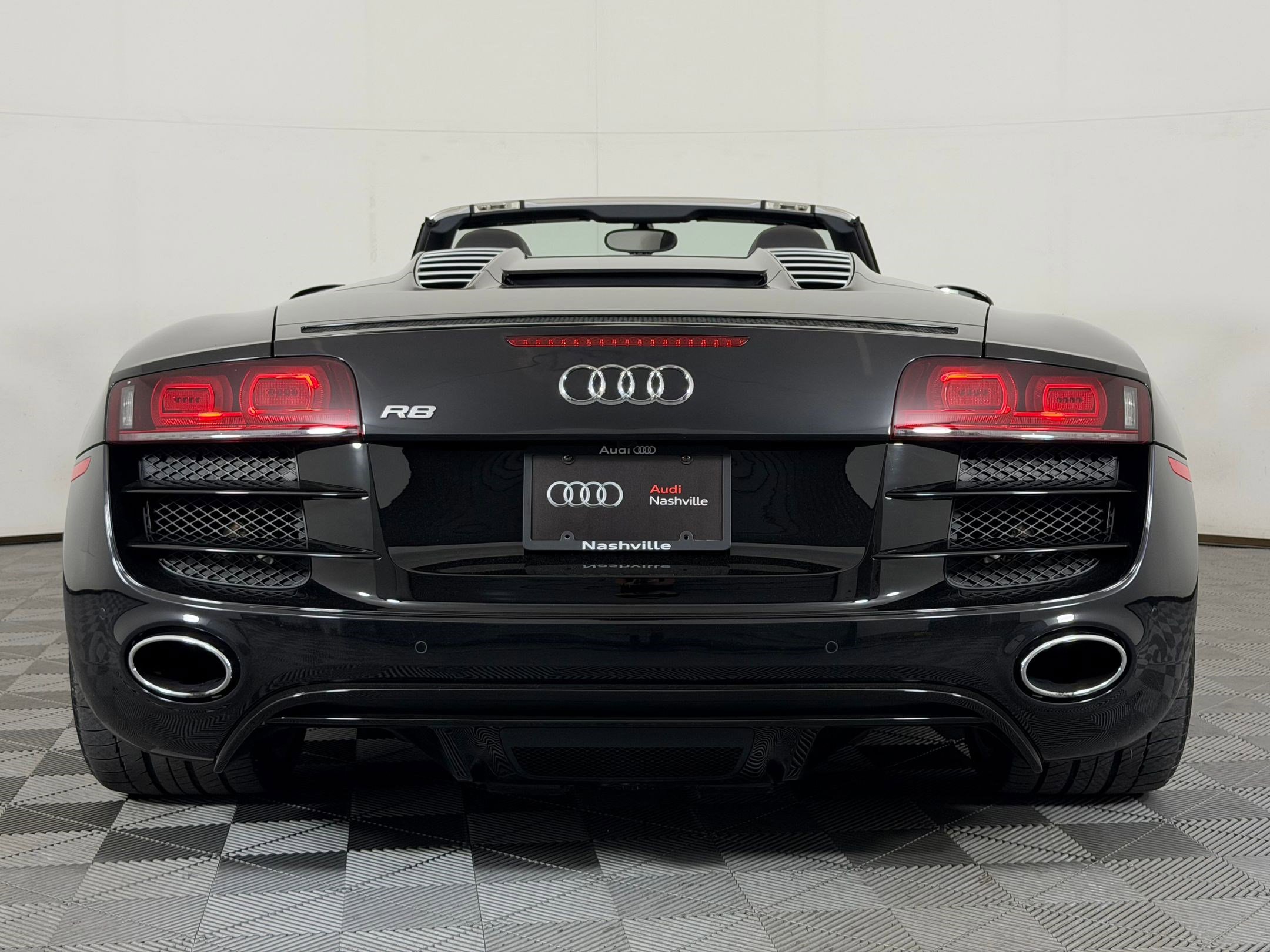 Used 2012 Audi R8 V10 AWD/4WD image 40