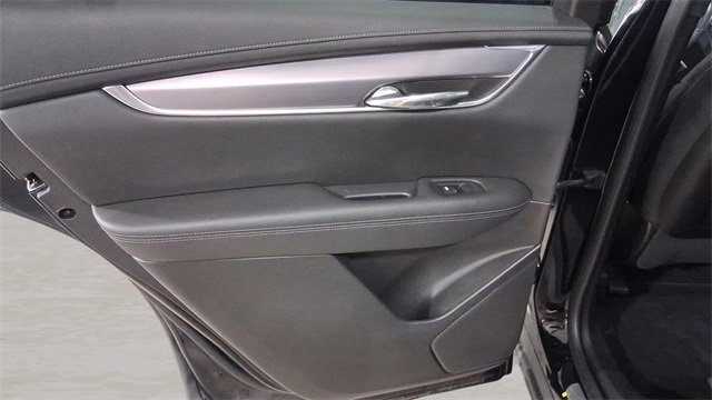 Used 2022 Cadillac XT6 Luxury image 25