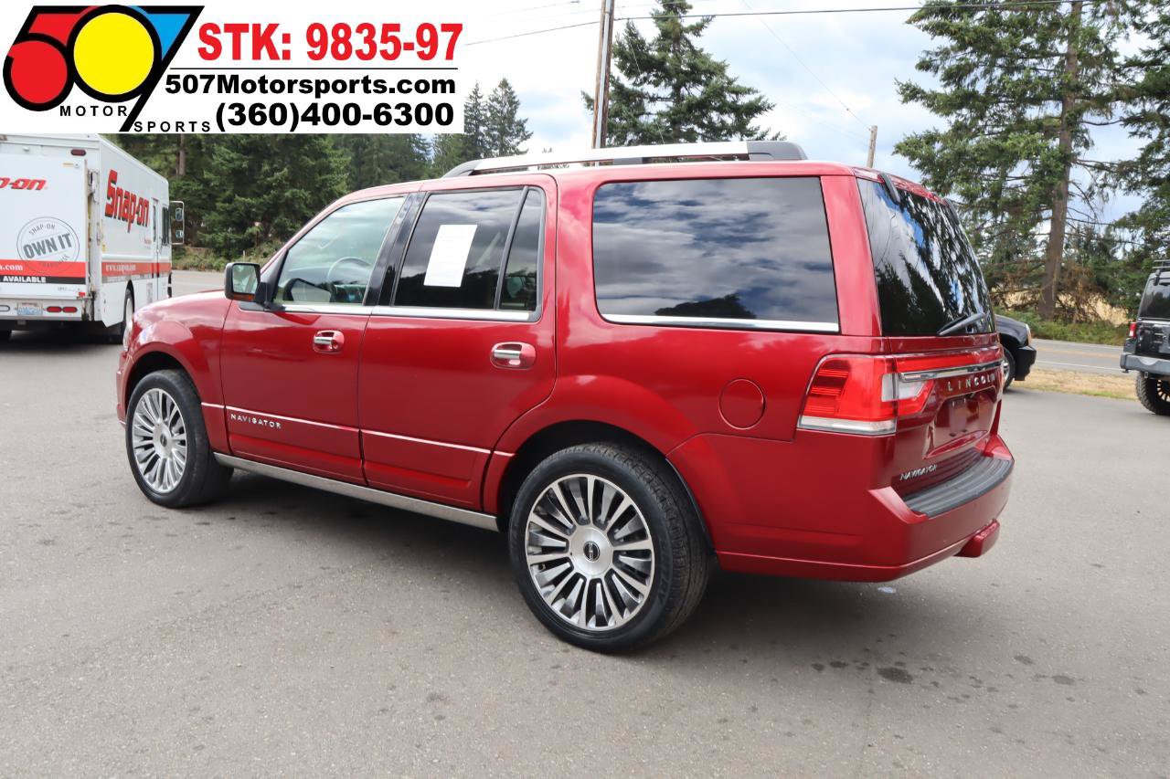 Used 2015 Lincoln Navigator 4WD w/ Equipment Group 101A Reserve image 5