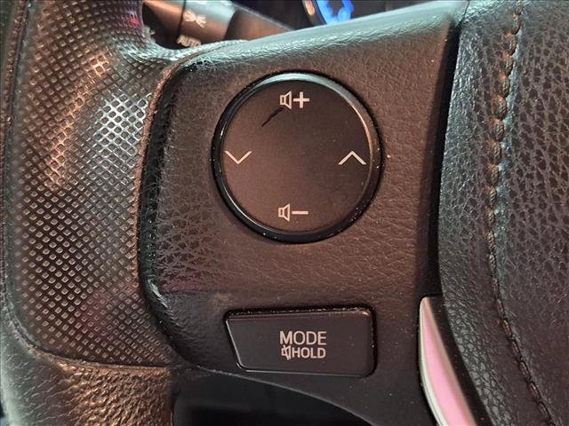 Used 2017 Toyota Corolla LE FWD image 14