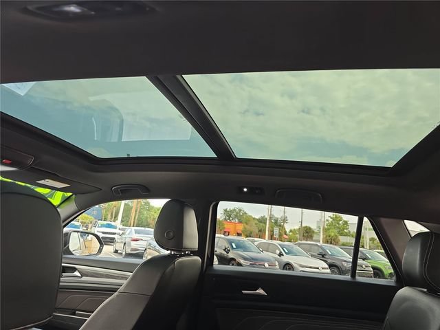 Used 2023 Volkswagen Atlas Cross Sport SE w/ Panoramic Sunroof Package FWD image 27