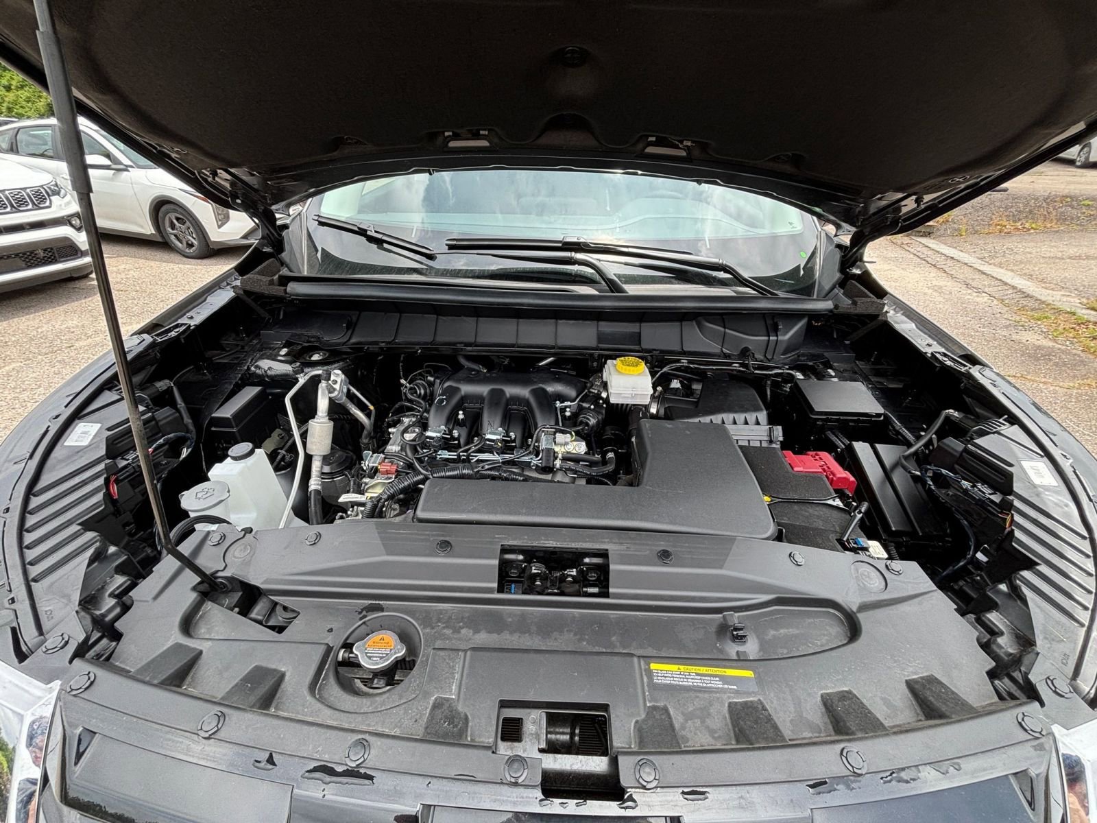 Used 2025 Nissan Pathfinder SV AWD/4WD image 34