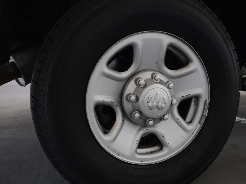 Used 2016 RAM 2500 Tradesman RWD image 30