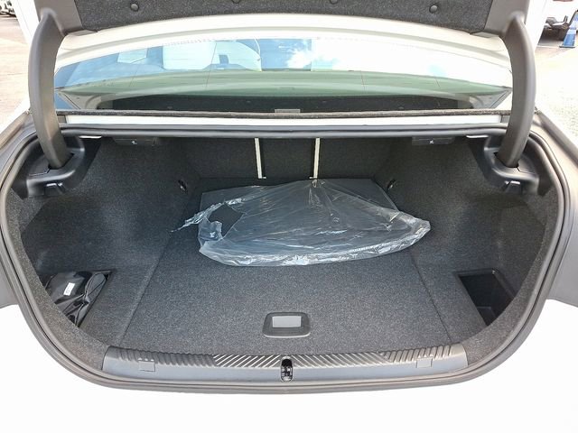 Used 2026 BMW i5 eDrive40 image 27