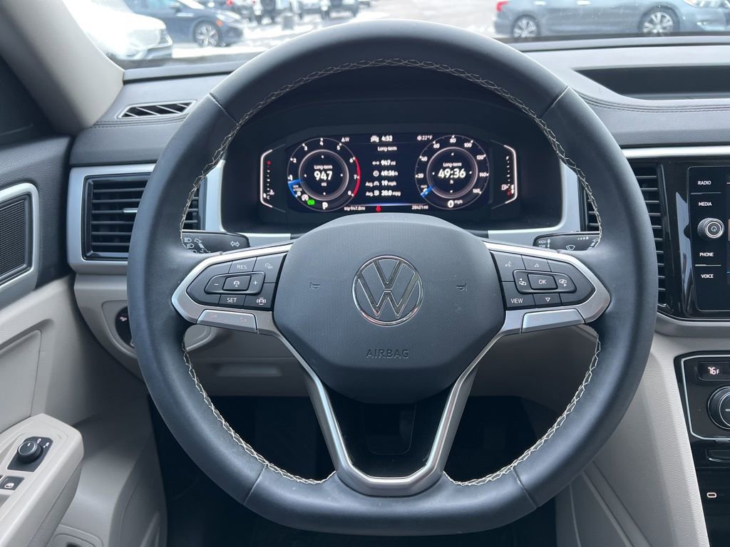 Used 2023 Volkswagen Atlas SE w/ Panoramic Sunroof Package image 16