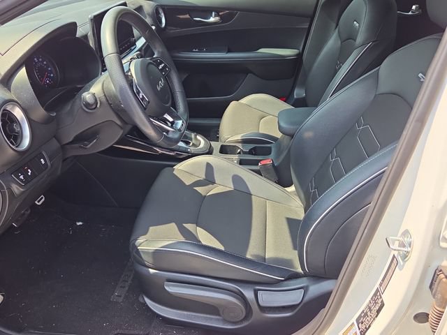 Used 2024 Kia Forte GT-Line w/ GT-Line Premium Package FWD image 10