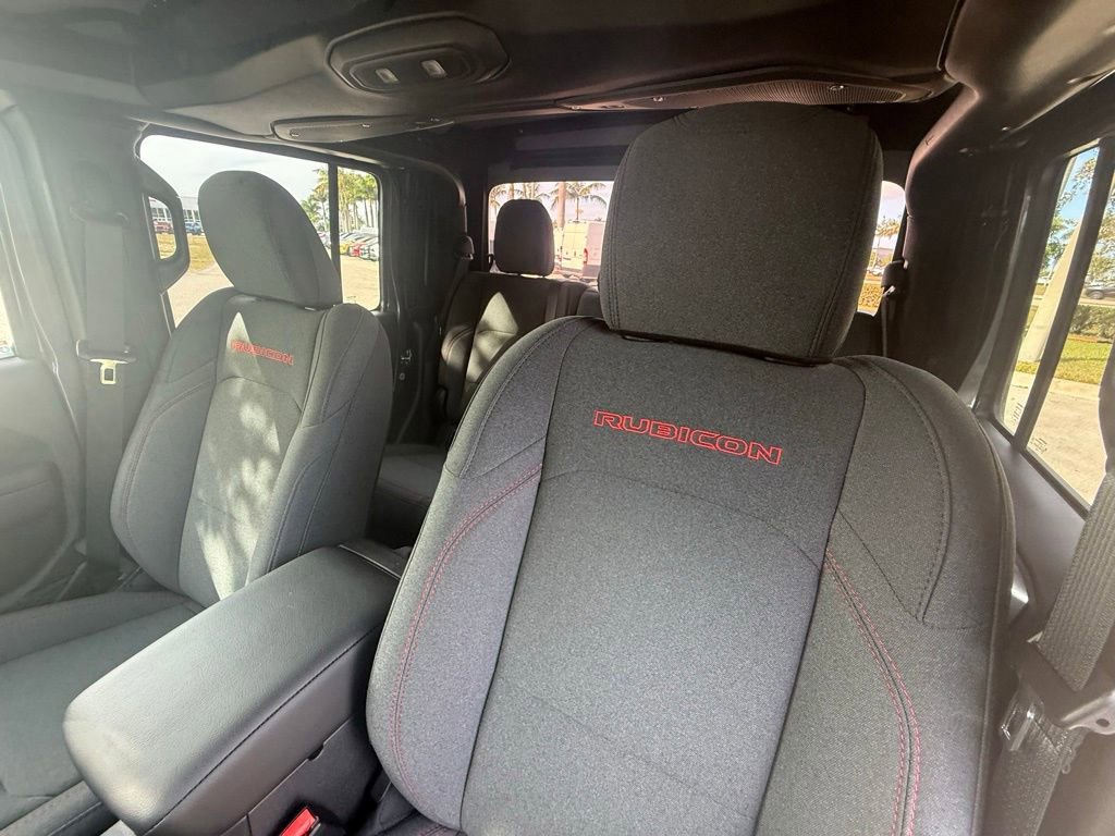 Certified 2025 Jeep Gladiator Rubicon w/ Safety Group image 24