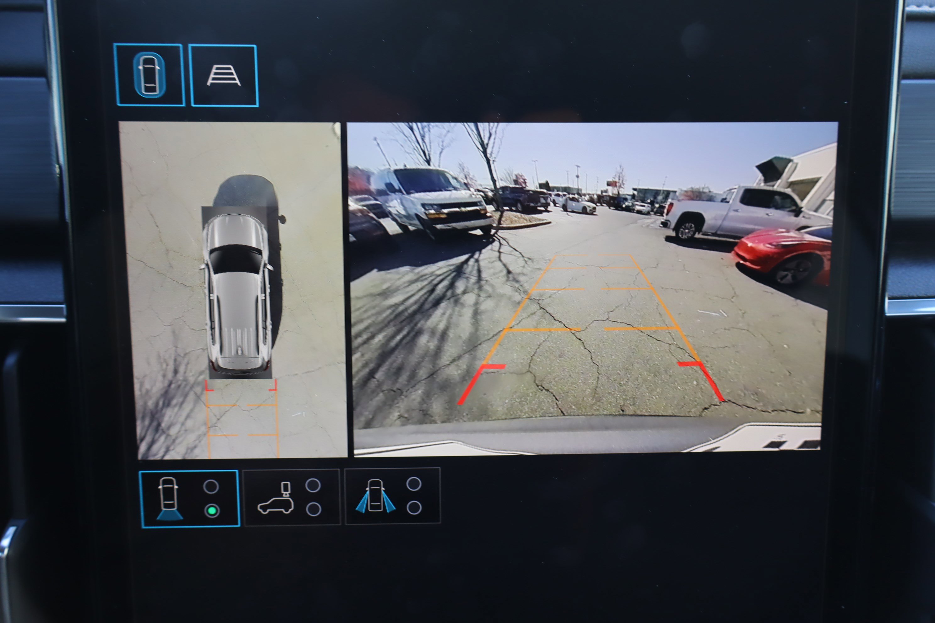 Used 2024 GMC Acadia Elevation w/ Black Edition image 26