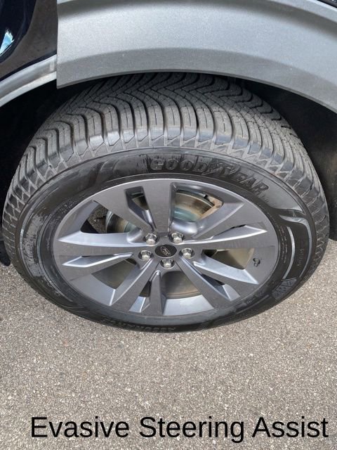 Used 2021 Ford Explorer XLT w/ Equipment Group 202A image 40