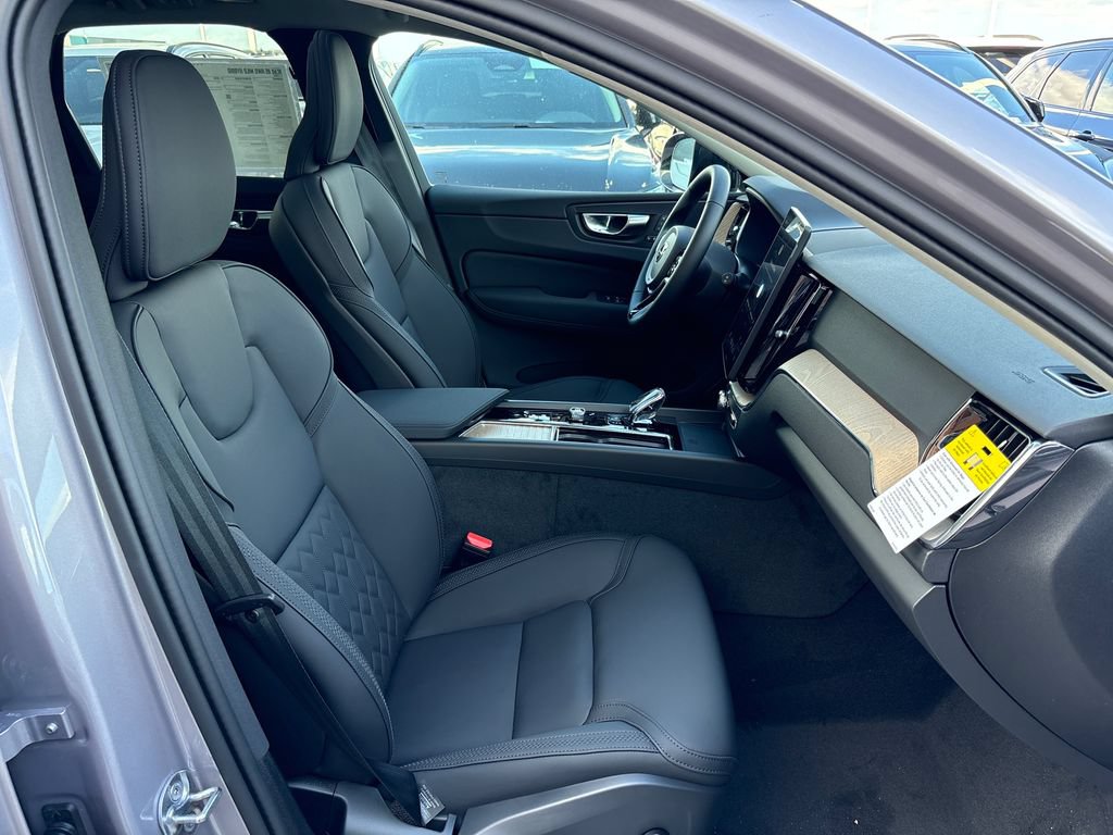 New 2026 Volvo XC60 B5 Core AWD/4WD image 13