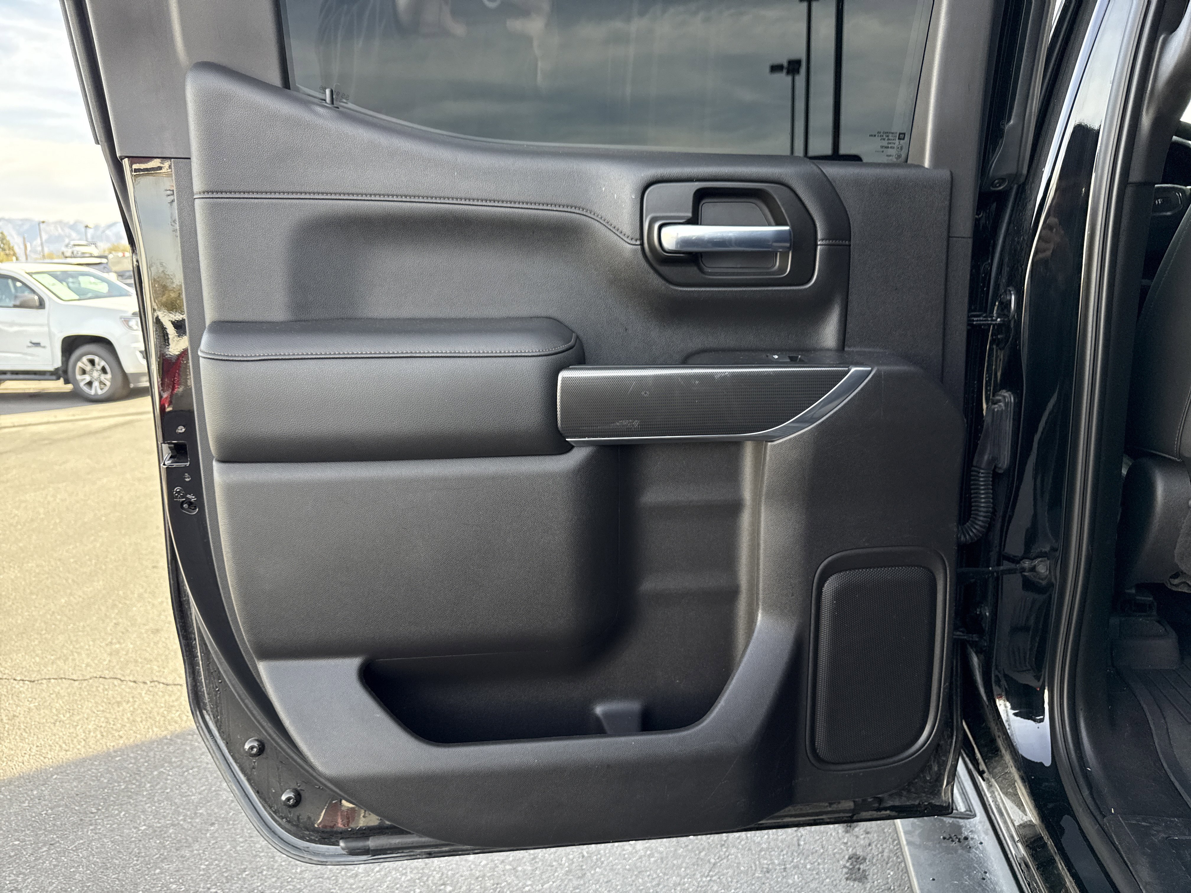 Used 2020 GMC Sierra 1500 AT4 w/ AT4 Premium Package image 25