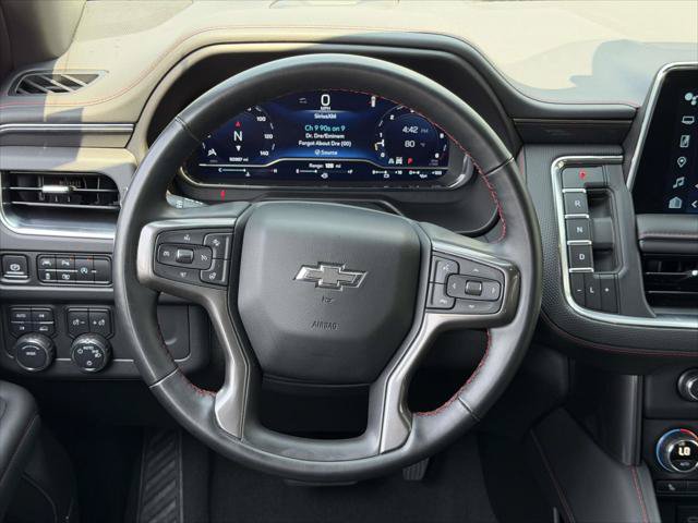 Used 2024 Chevrolet Suburban RST w/ Luxury Package AWD/4WD image 17