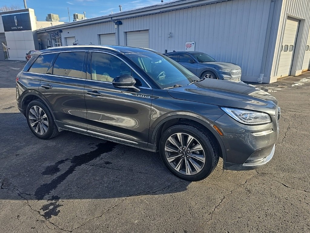 Used 2020 Lincoln Corsair Reserve w/ Equipment Group 201A image 3