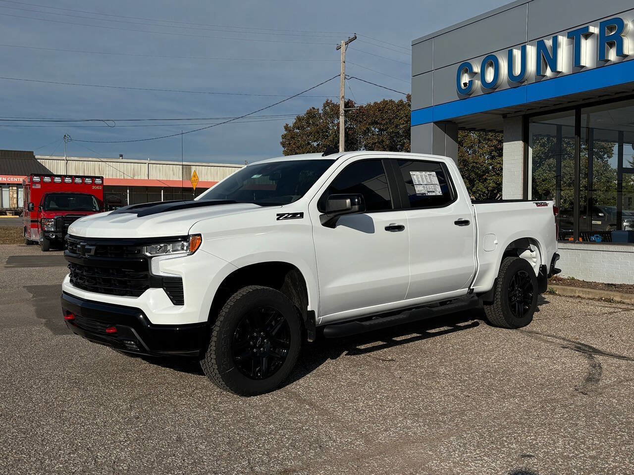 New 2024 Chevrolet Silverado 1500 LT Trail Boss w/ LPO, Dark Essentials Package image 3