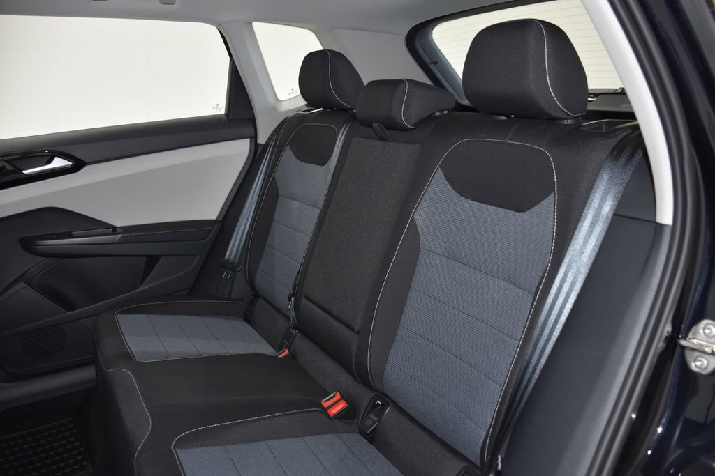 New 2025 Volkswagen Taos S image 24