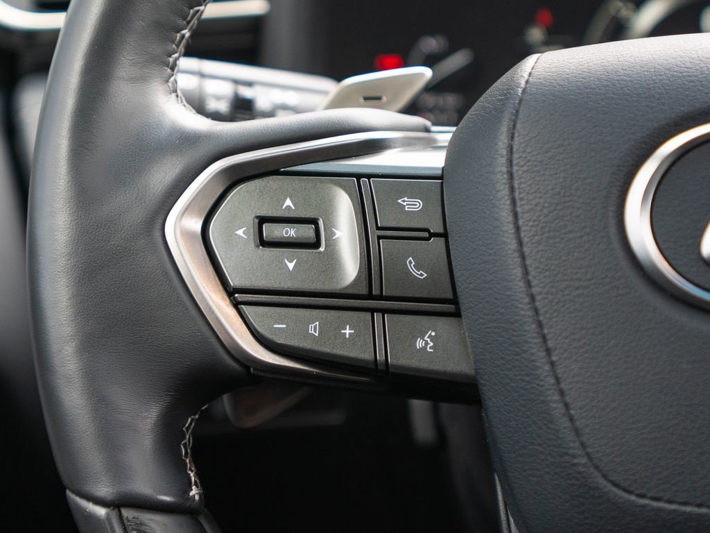 Used 2024 Lexus LX 600 4WD w/ Appearance Package image 21