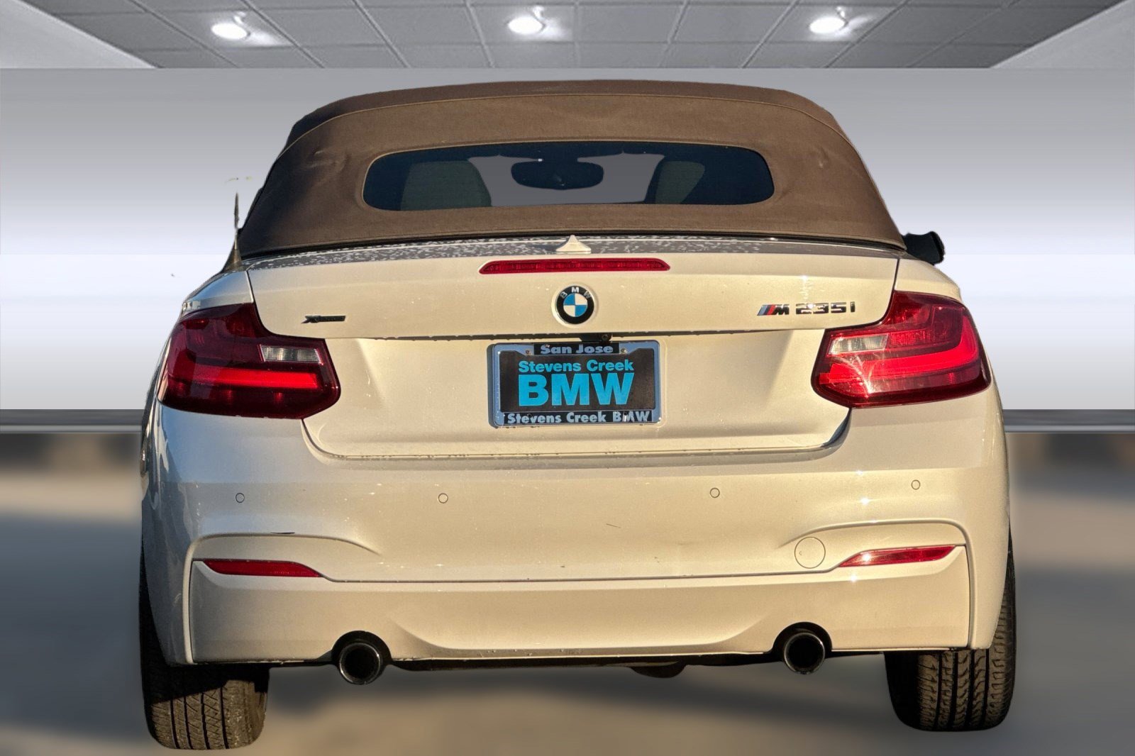 Used 2016 BMW M235i xDrive Convertible image 9