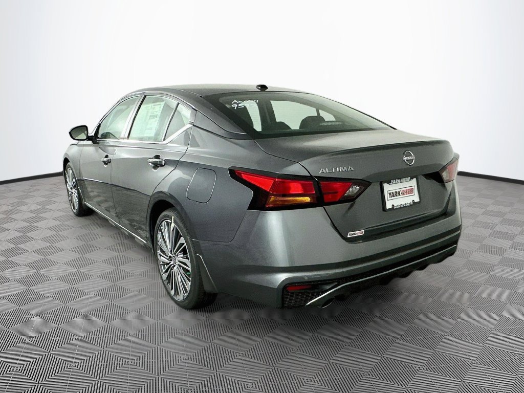 New 2026 Nissan Altima 2.5 SV FWD image 7