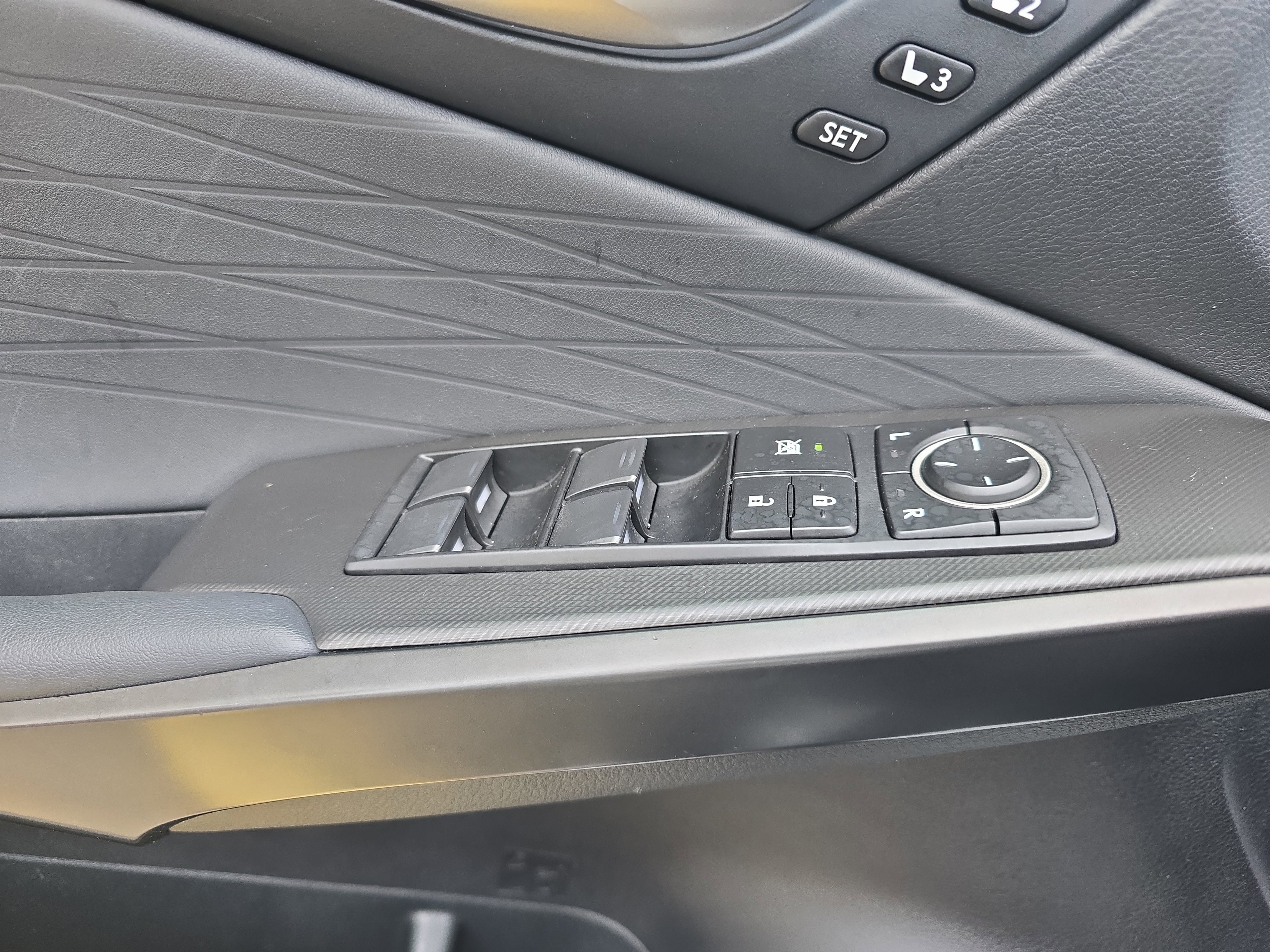 Used 2023 Lexus IS 350 F Sport image 24