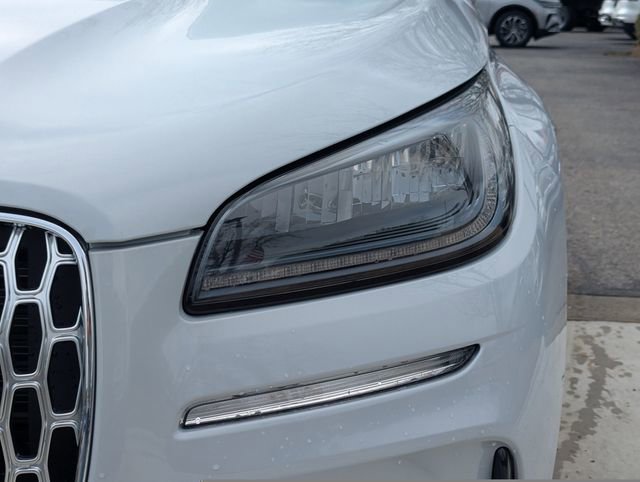 New 2026 Lincoln Corsair Premiere image 8