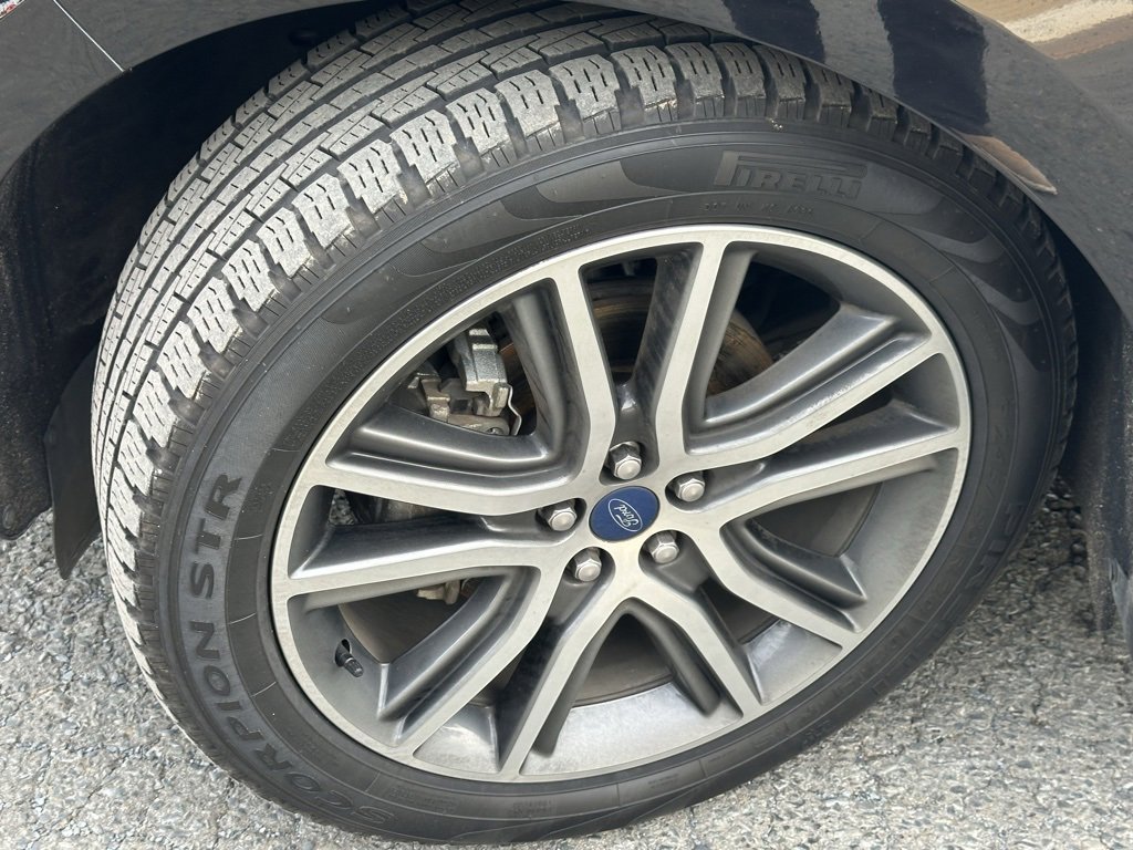 Used 2019 Ford Edge Titanium w/ Equipment Group 301A image 39