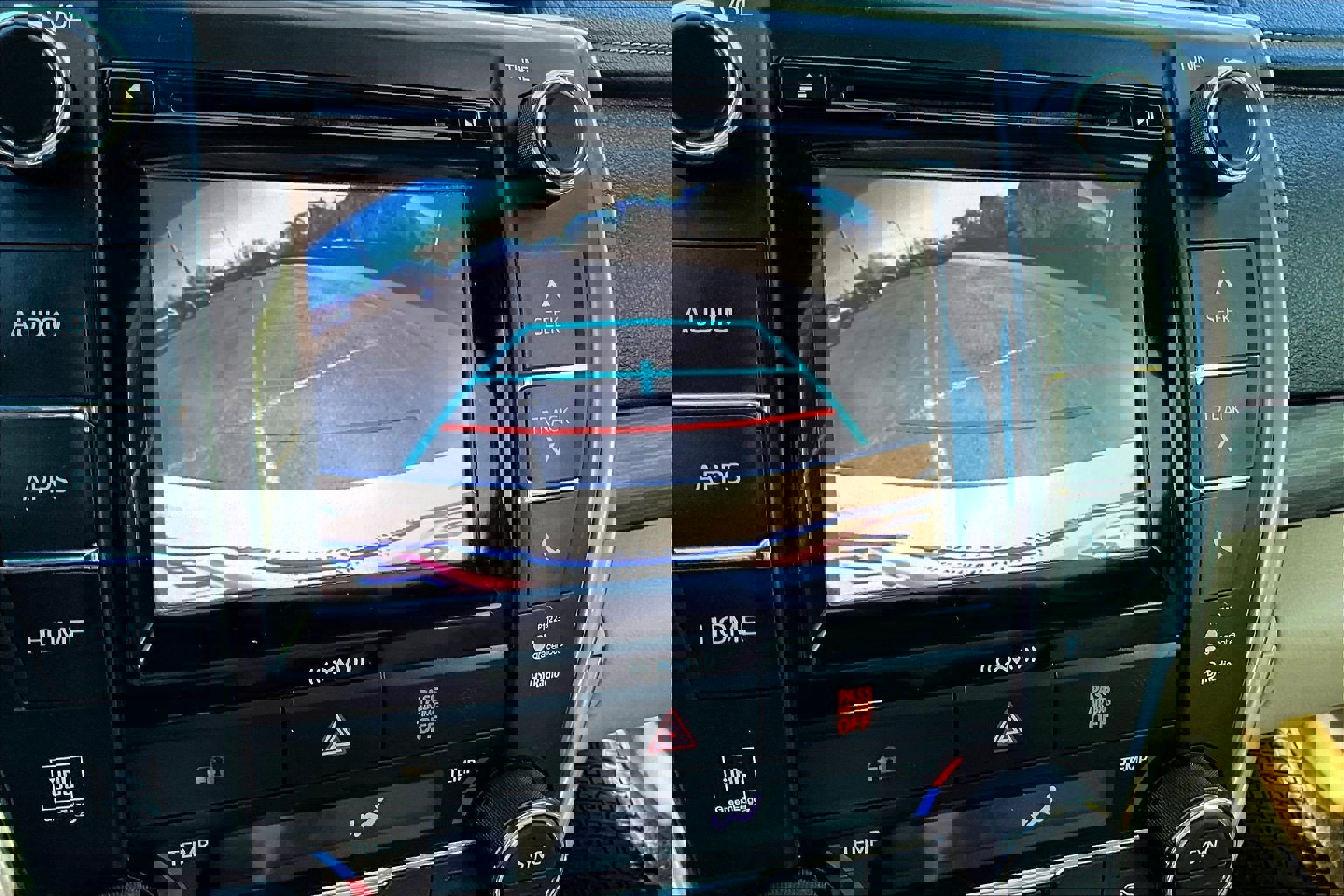 Used 2017 Toyota Camry XLE image 20