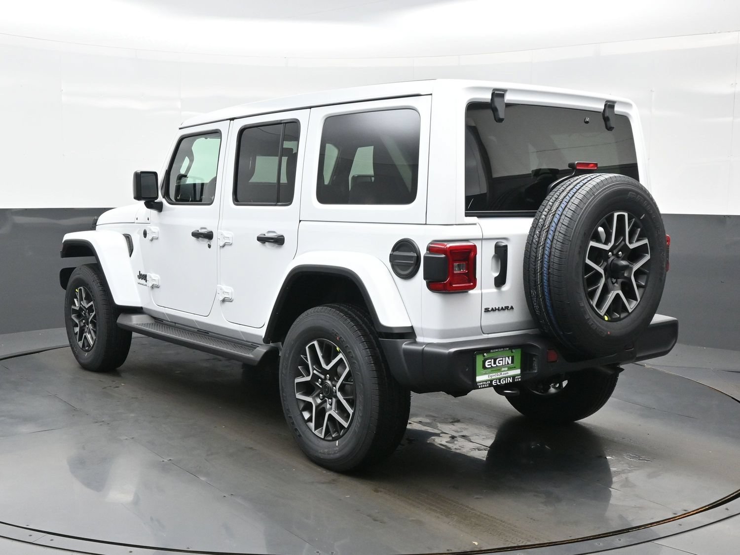 New 2027 Jeep Wrangler Unlimited Sahara AWD/4WD image 5
