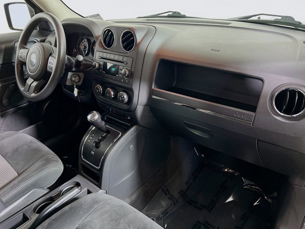 Used 2017 Jeep Patriot Sport image 23