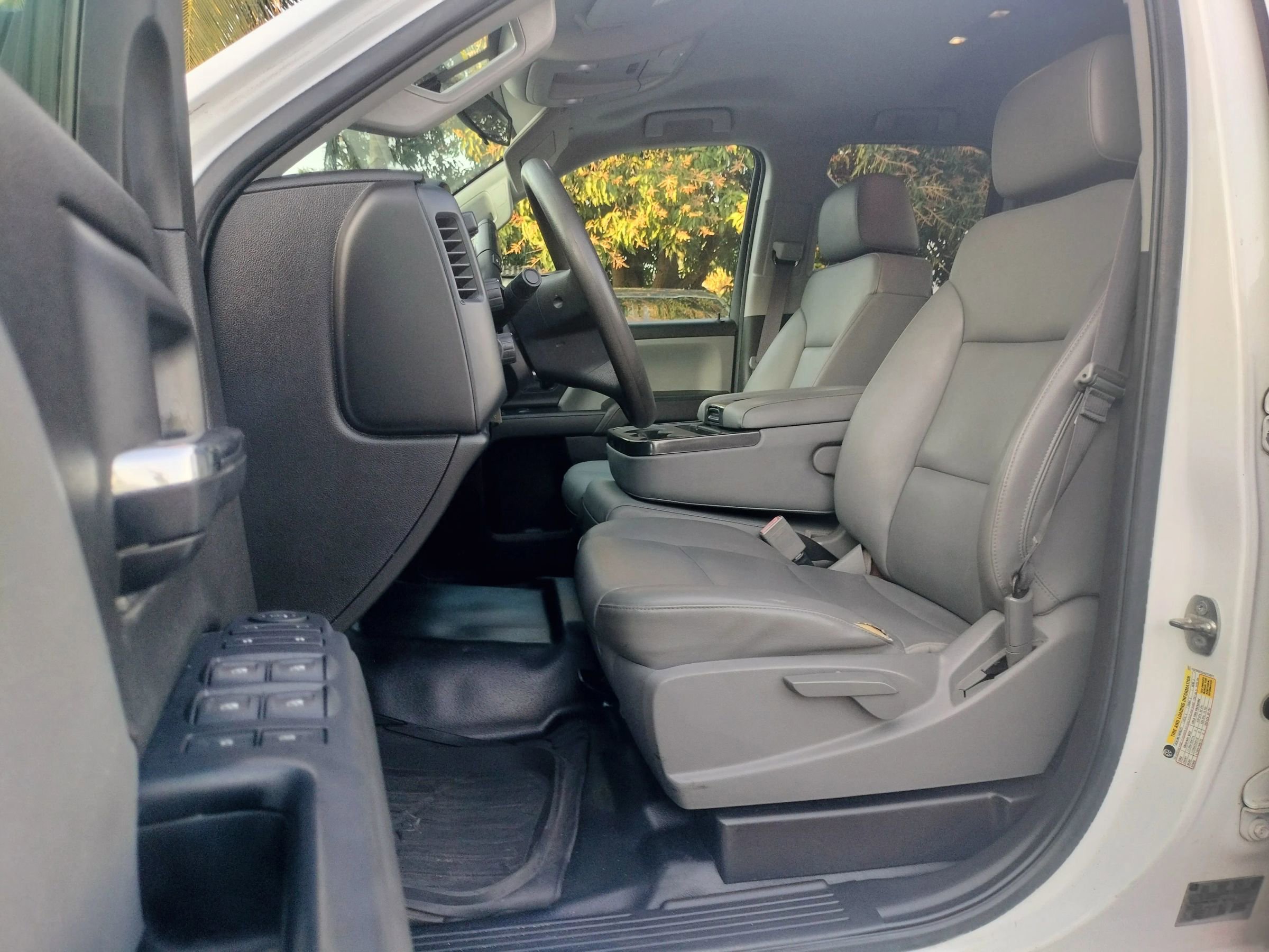 Used 2012 Chevrolet Silverado 2500 LT w/ Snow Plow Prep Package image 23