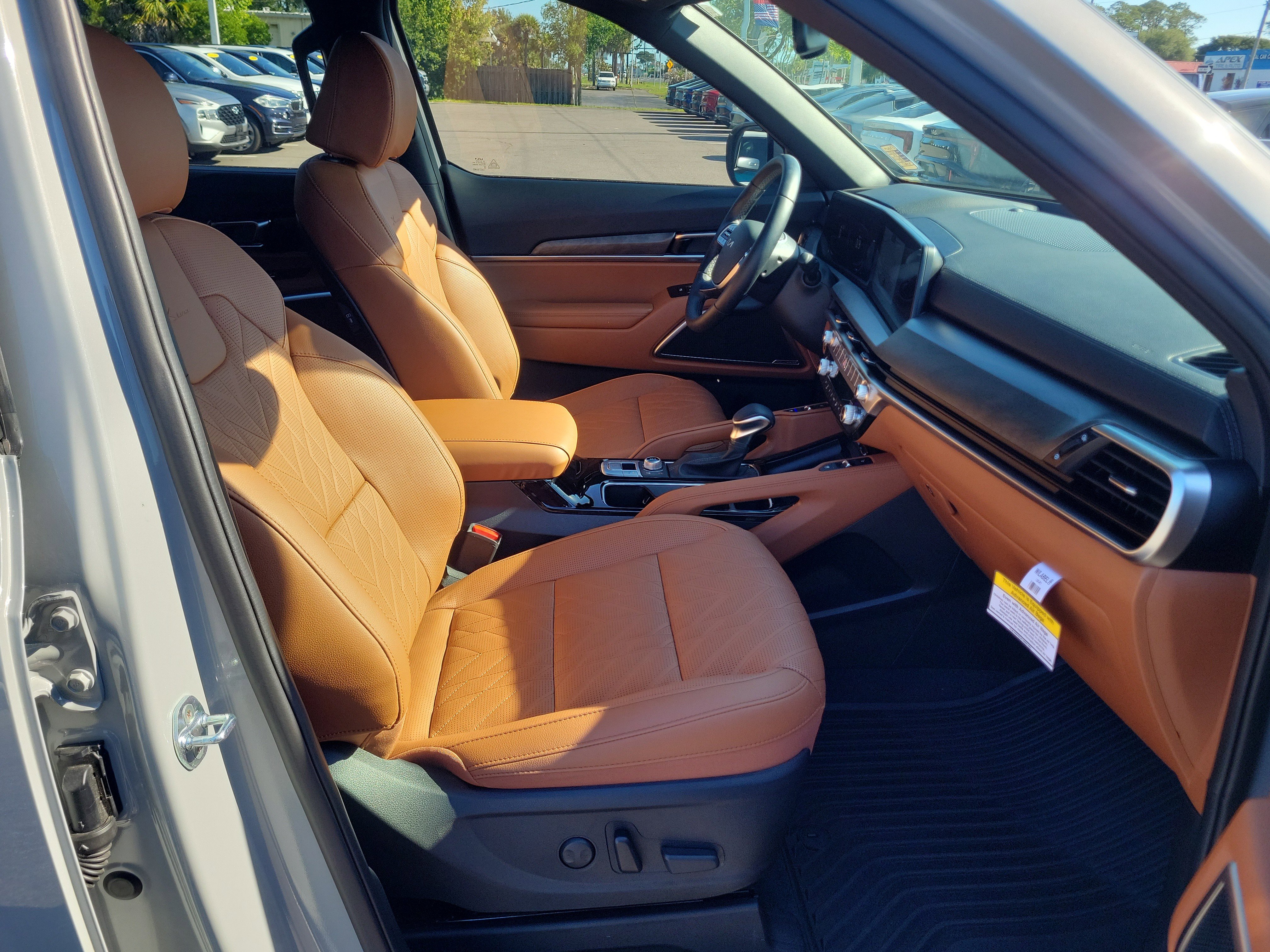 Certified 2025 Kia Telluride EX X-Line AWD/4WD image 7
