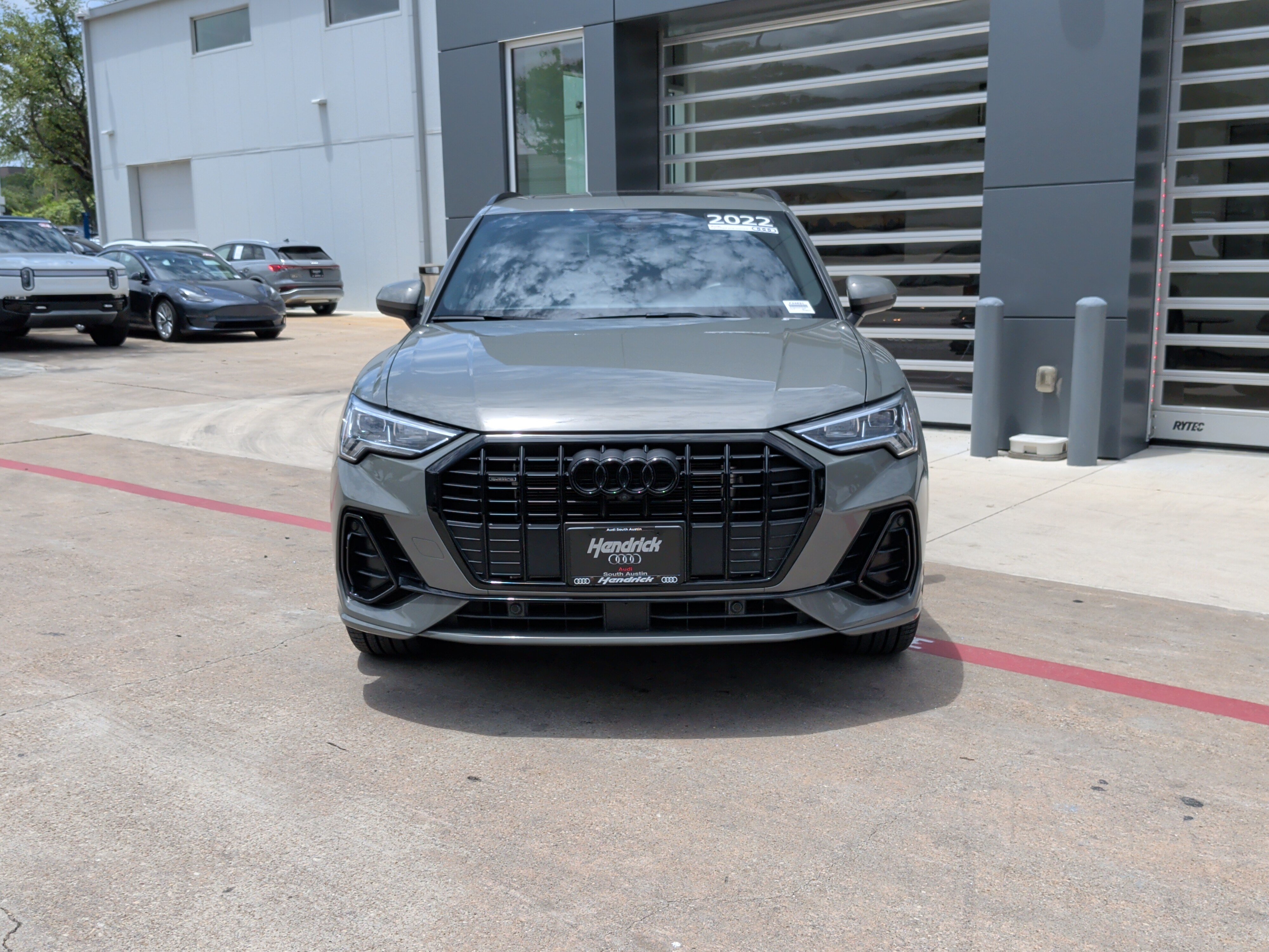 Certified 2022 Audi Q3 2.0T Premium Plus AWD/4WD image 3