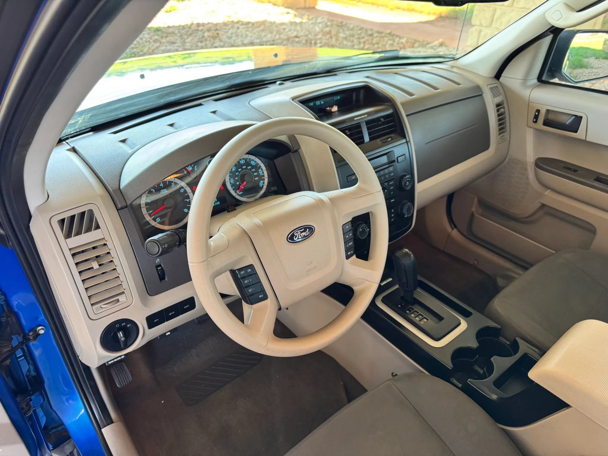 Used 2012 Ford Escape XLS FWD image 10