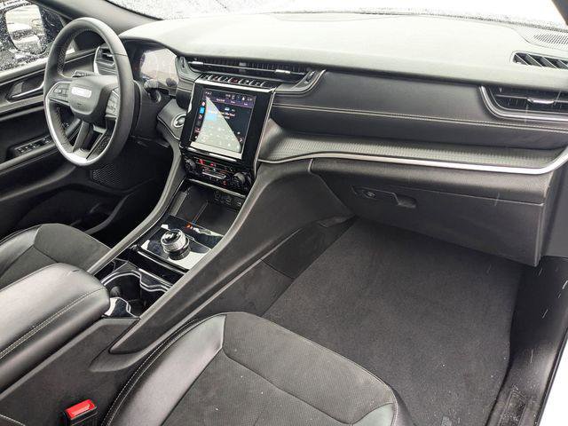 Certified 2023 Jeep Grand Cherokee Altitude image 27