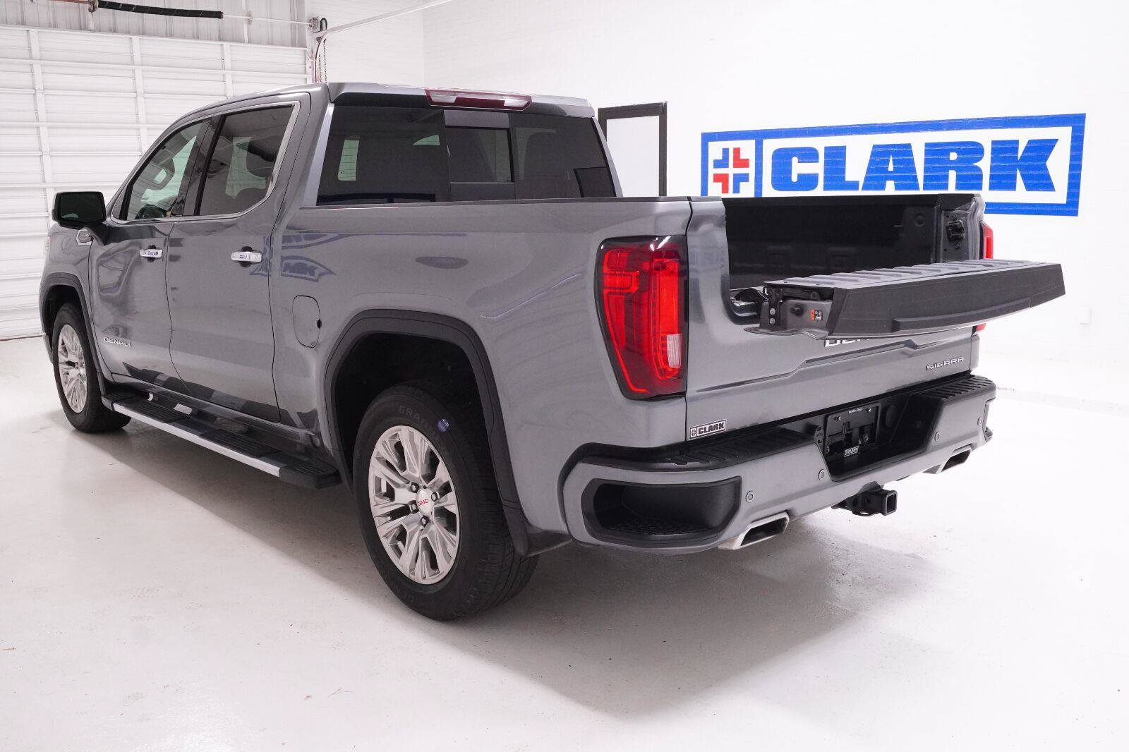 Used 2021 GMC Sierra 1500 Denali RWD image 30