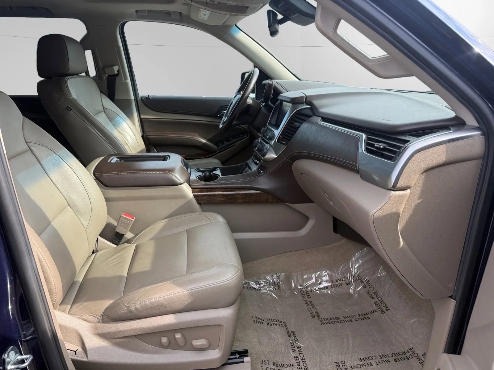 Used 2018 Chevrolet Tahoe LT w/ LT Signature Package AWD/4WD image 19