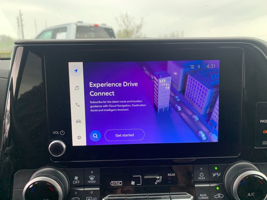 Used 2023 Toyota Highlander LE image 21