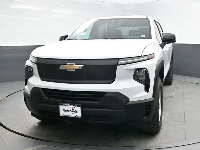 Used 2024 Chevrolet Silverado EV W/T AWD/4WD image 2