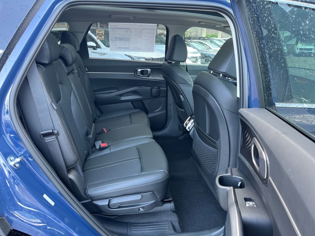 New 2026 Kia Sorento S FWD image 18