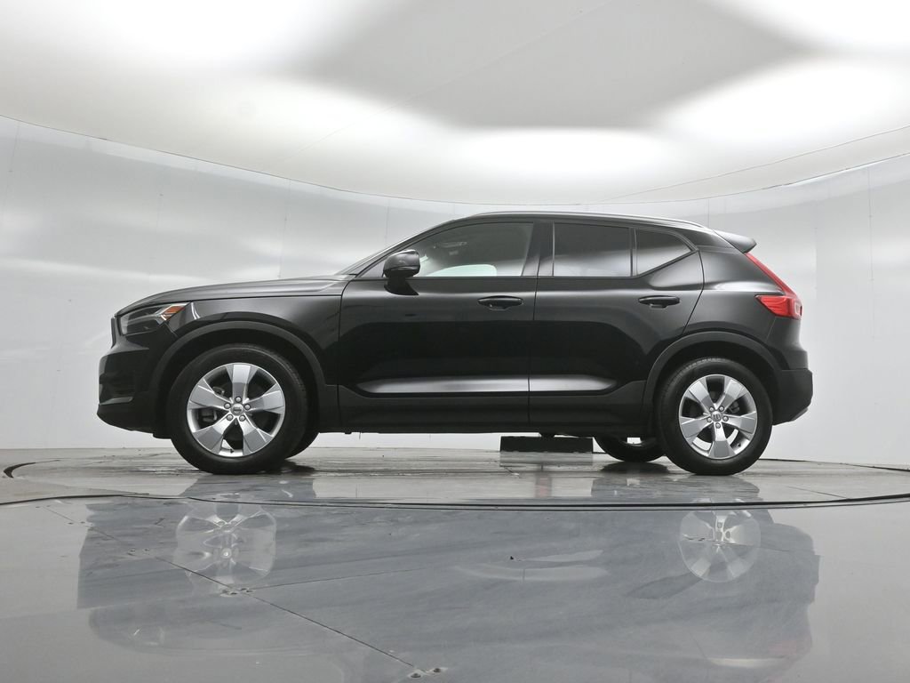 Used 2022 Volvo XC40 T5 Momentum AWD/4WD image 49