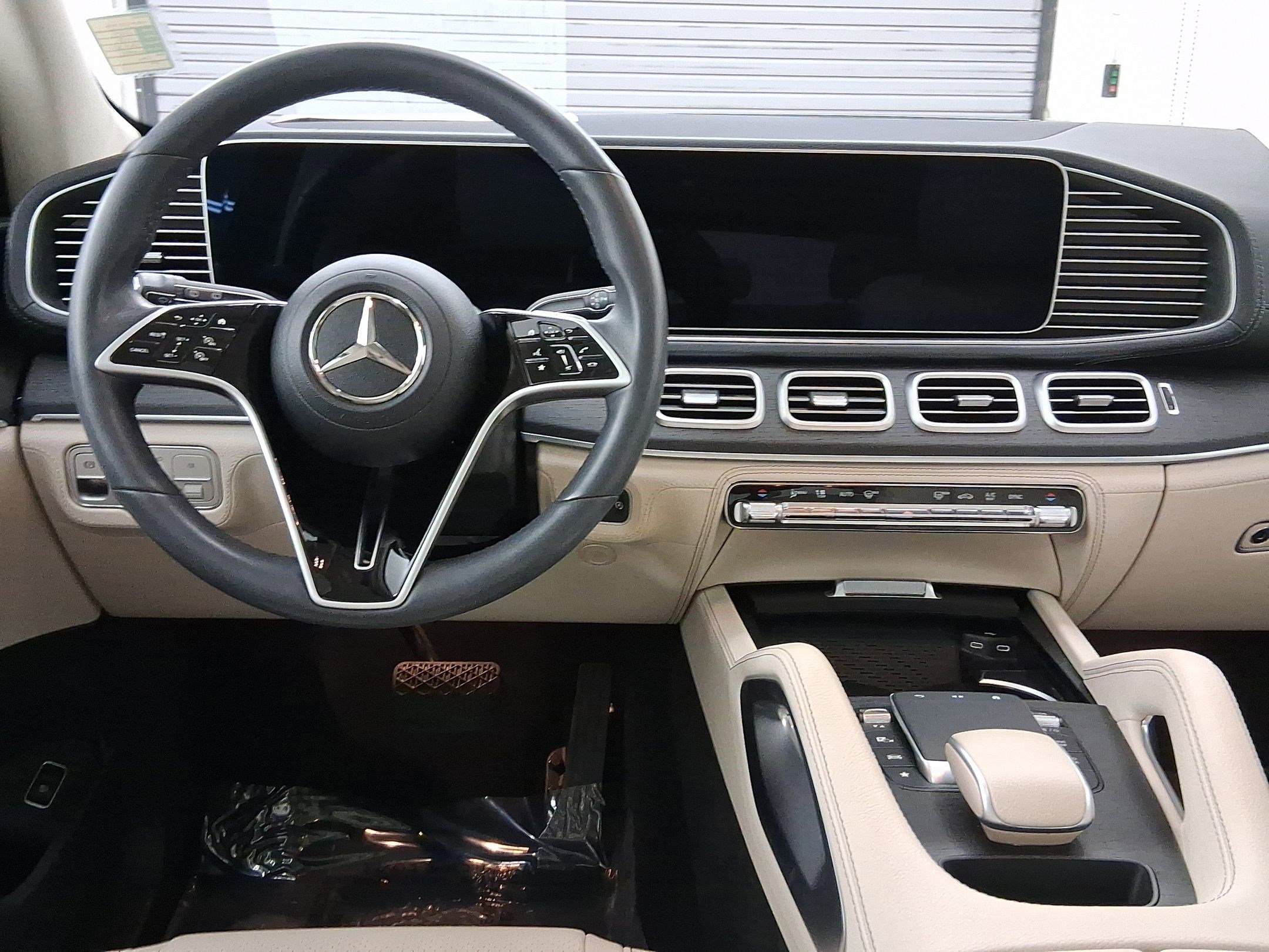 Used 2024 Mercedes-Benz GLE 350 4MATIC image 4