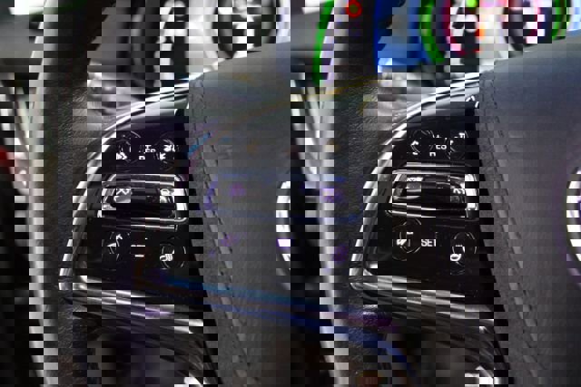 Used 2014 Cadillac ELR w/ Luxury Package image 18