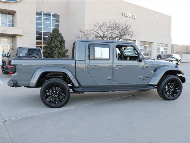 Used 2022 Jeep Gladiator Overland image 6