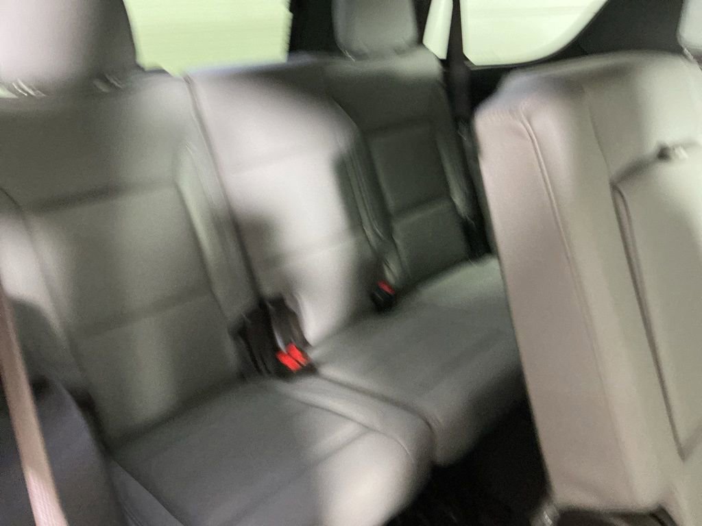 Used 2022 GMC Yukon SLT w/ SLT Luxury Package image 23