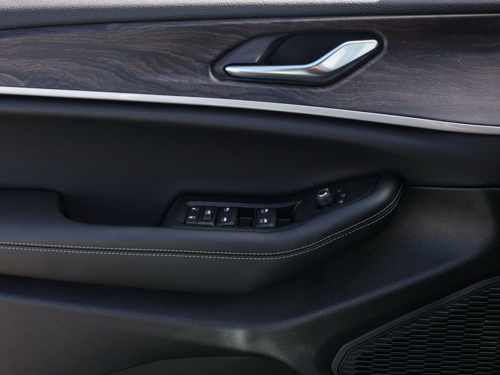 Used 2026 Jeep Grand Cherokee Altitude image 24