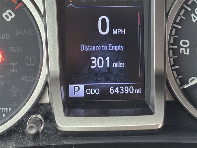 Used 2020 Toyota Tacoma SR5 image 37