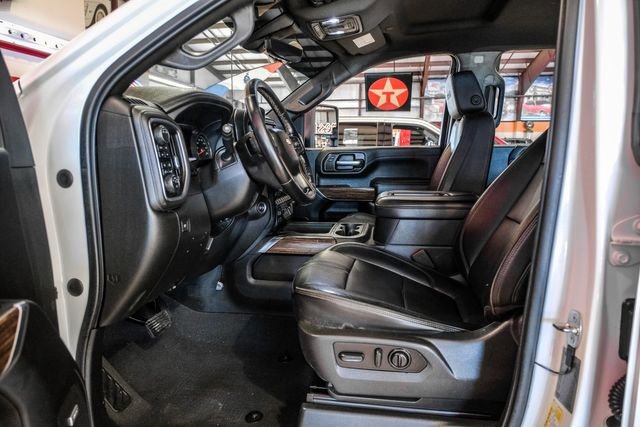Used 2022 Chevrolet Silverado 3500 High Country w/ Technology Package image 6