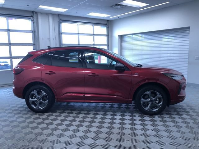 Used 2024 Ford Escape ST-Line w/ Tech Pack #1 AWD/4WD image 36