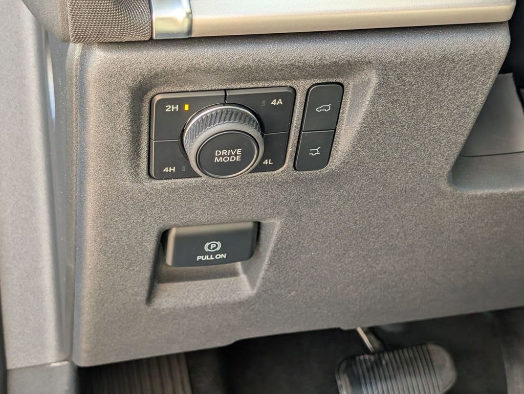 New 2026 Ford Expedition Active image 46