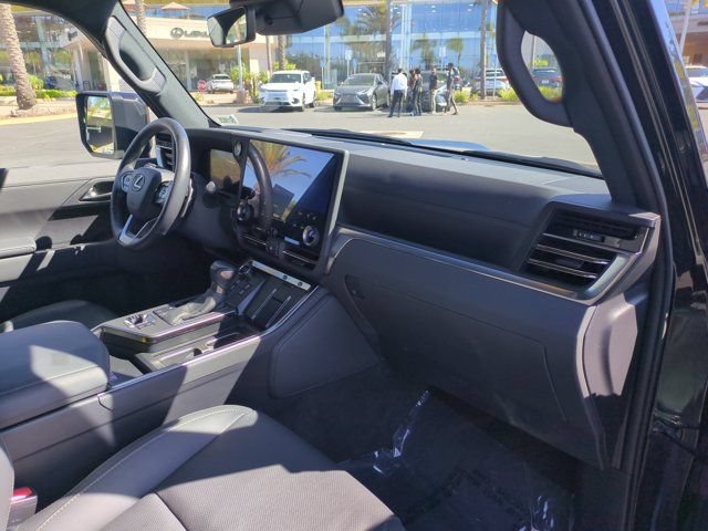 Used 2024 Lexus GX 550 AWD/4WD image 30